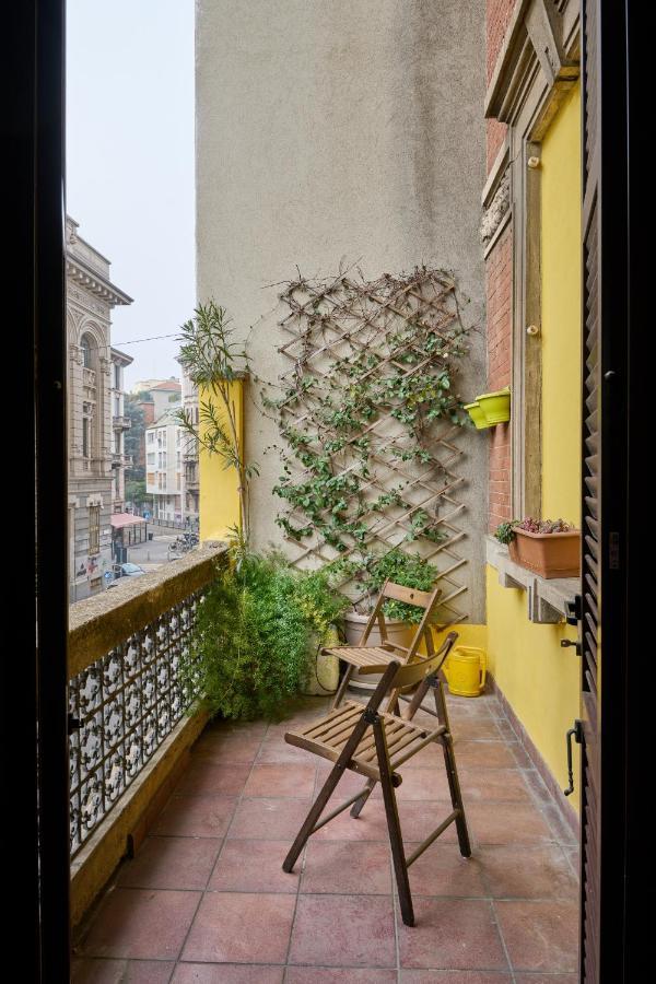 Artist Nadia's apartment in Porta Vercellina Milano Esterno foto